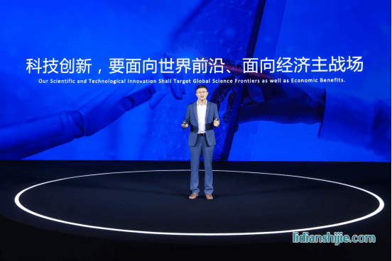 寧德時代首席科學家吳凱現(xiàn)場發(fā)言