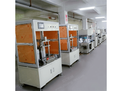雙仁機(jī)械新能源鋰電池設(shè)備自動包膜機(jī)